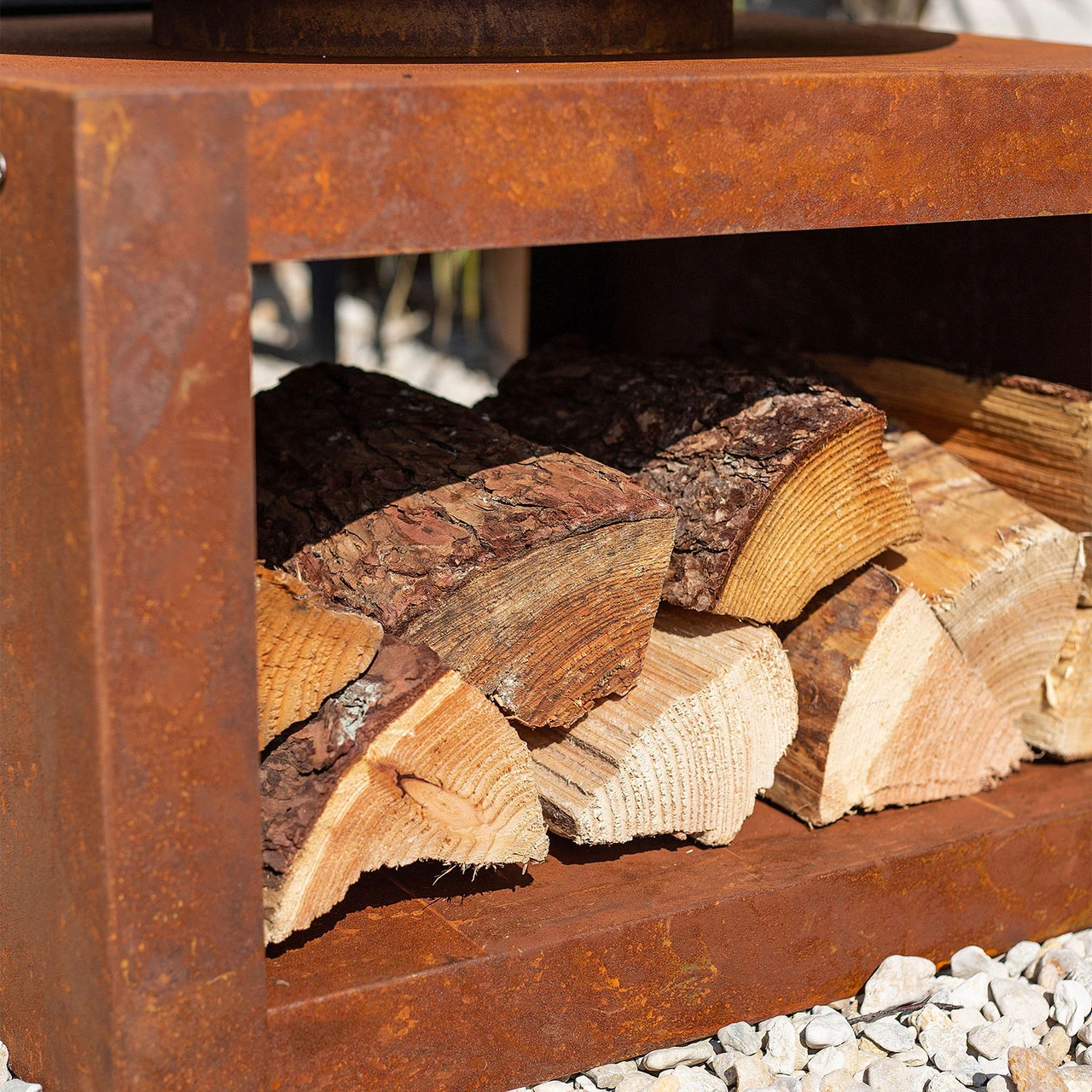 Kuda Medium Firepit 5 Kuda Medium Firepit - Image 3