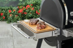 Weber® Cutting Board -Garden Outdoor Shop 7005Y3 rgb 901x643 076f0f51 96958.1628257103
