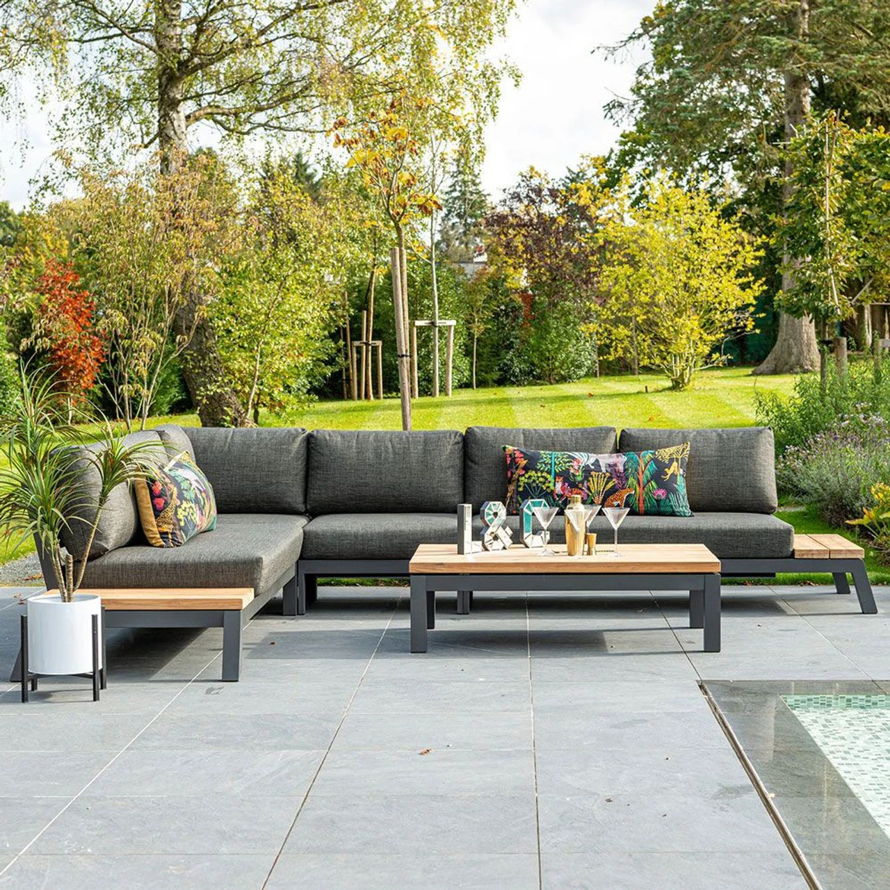 4 Seasons Outdoor - Empire Large Modular Corner Set 4 4 Seasons Outdoor - Empire Large Modular Corner Set - Image 2