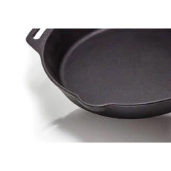 Petromax Cast Iron Fire Skillet 20cm -Garden Outdoor Shop petromax cast iron fire skillet pour 2 47413.1628090406