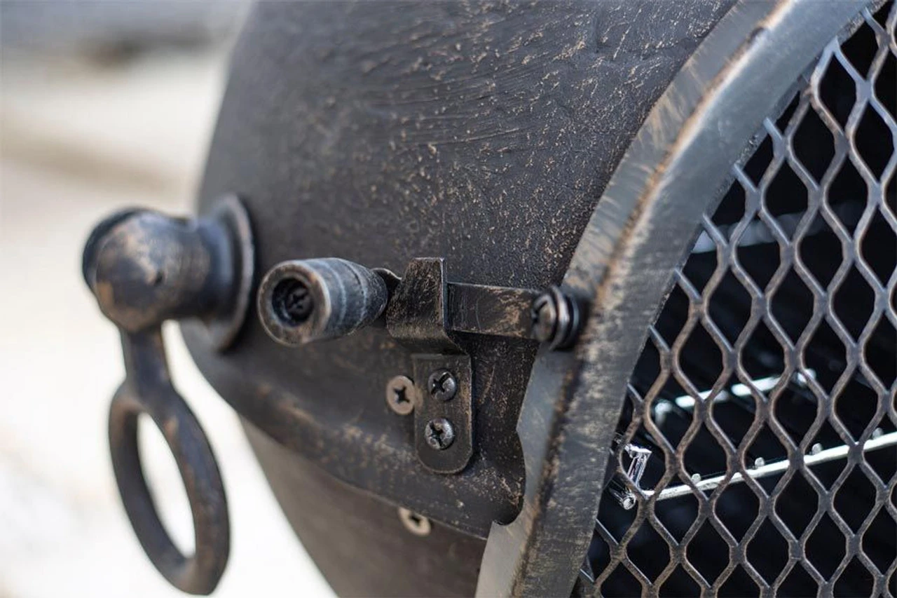 Sierra Cast Iron Chimenea W/Grill XL Bronze 125cm 6 Sierra Cast Iron Chimenea W/Grill XL Bronze 125cm - Image 4